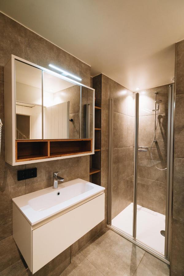 Holiday House Burgblick1 With Terrace - Vosproperties Monschau Bagian luar foto